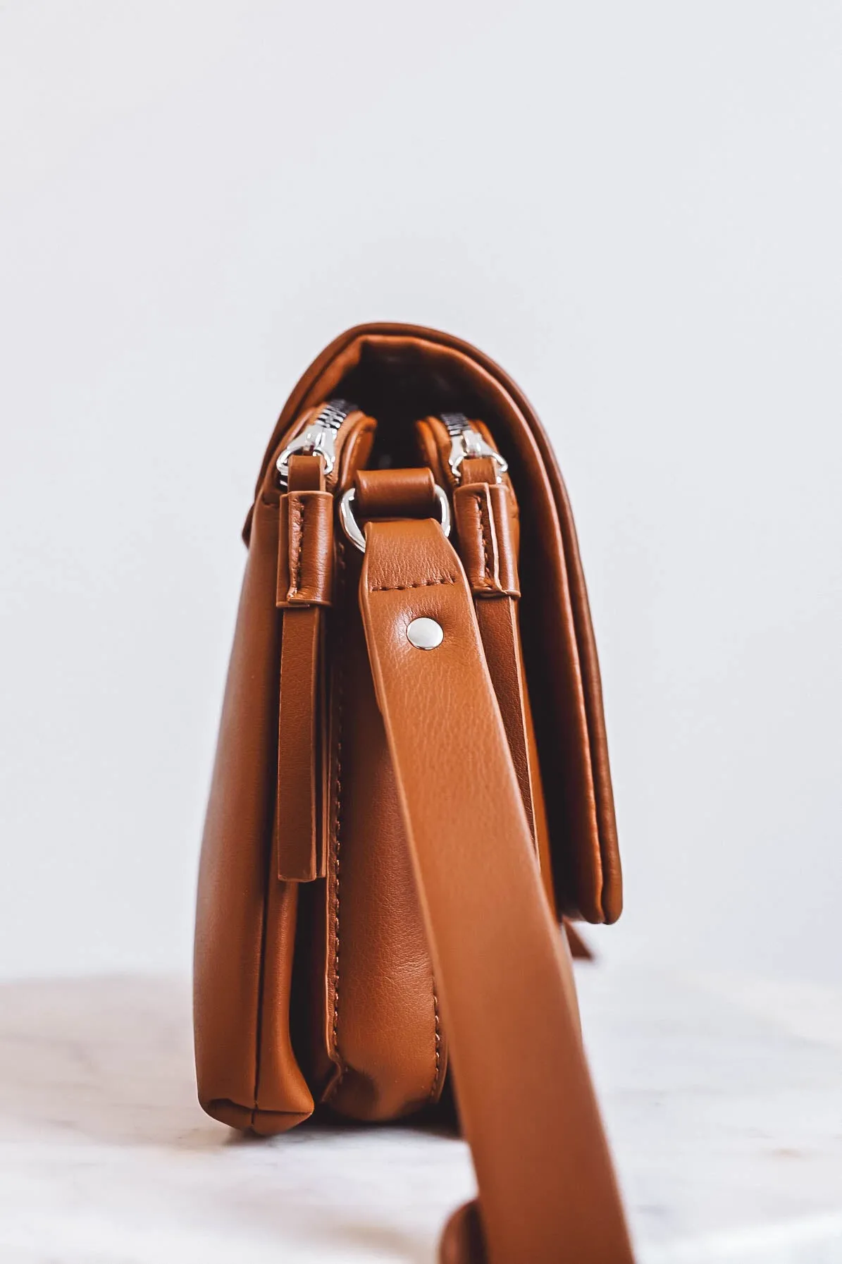 Avonlea Crossbody-Cognac