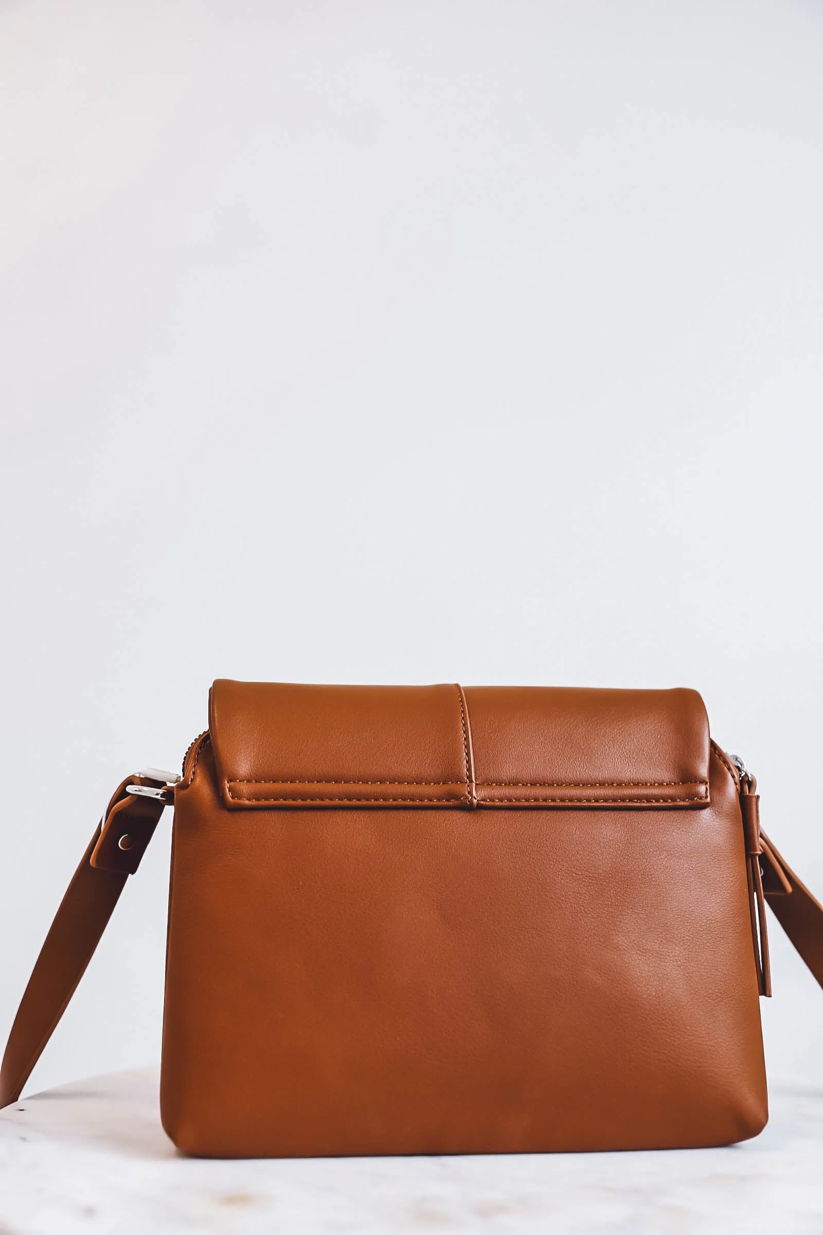 Avonlea Crossbody-Cognac