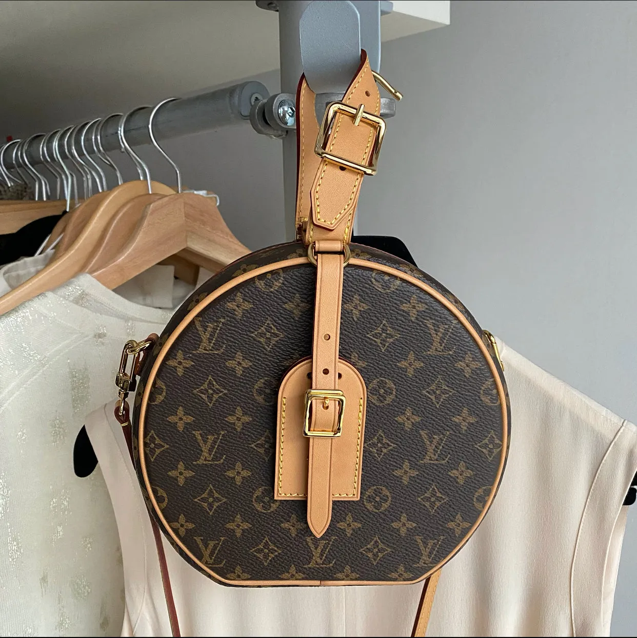 Louis Vuitton Monogram Canvas Petite Boite Chapeau Box Bag