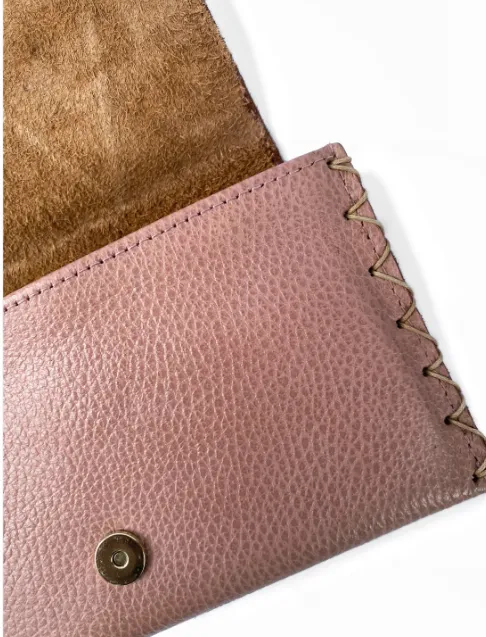 MARTE EGELE BLUSH VIVIAN FLAT WALLET Leather Brand Logo on Front Flap Magnetic Snap Flap Closure