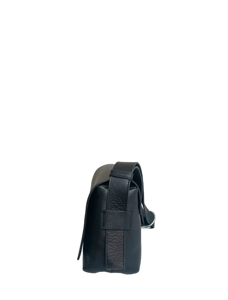 Small Fold Bag in Black - NO/AN